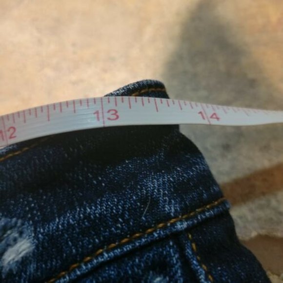 Guess Jean Shorts Blue Denim Distressed Raw Hem Triangle Logo Womens Size 28 - Picture 10 of 11